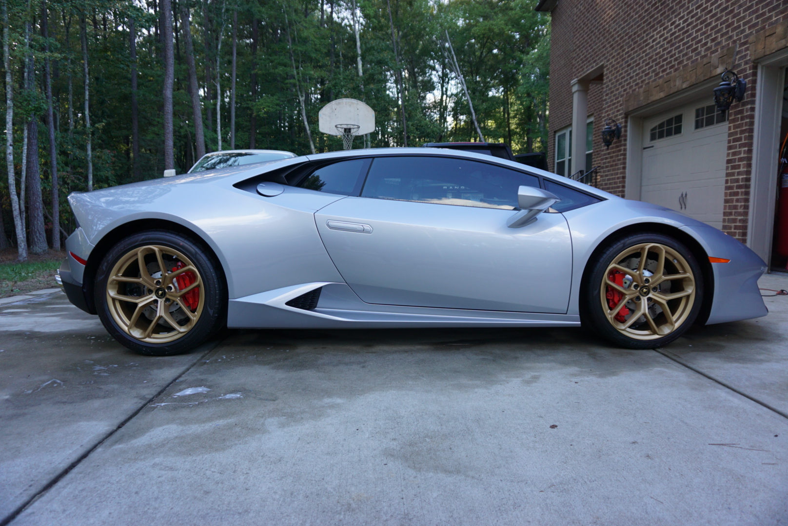 Premier Wash & Quick Restoration Completed 2015 Lamborghini Hurricane