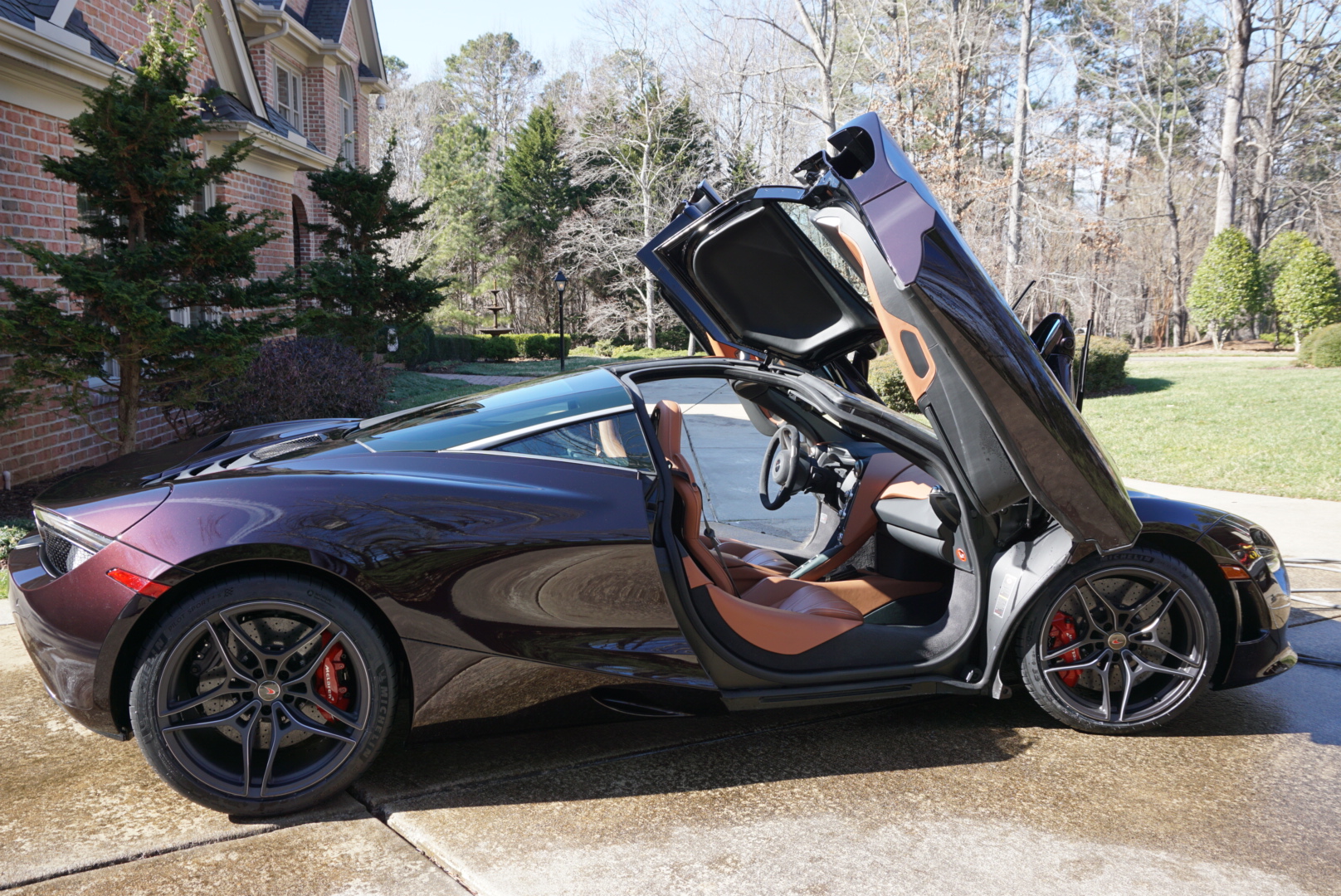 2019 McLaren 720S by August Precision