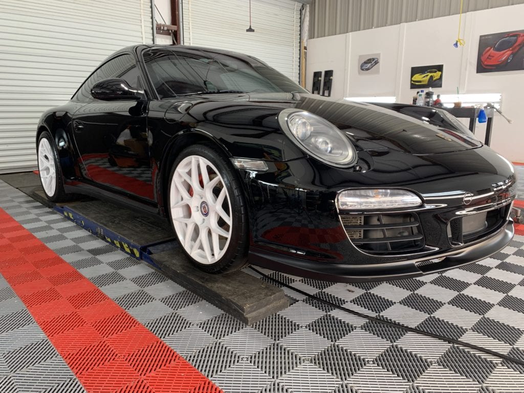 Ceramic Coating of a 2006 Porsche 911