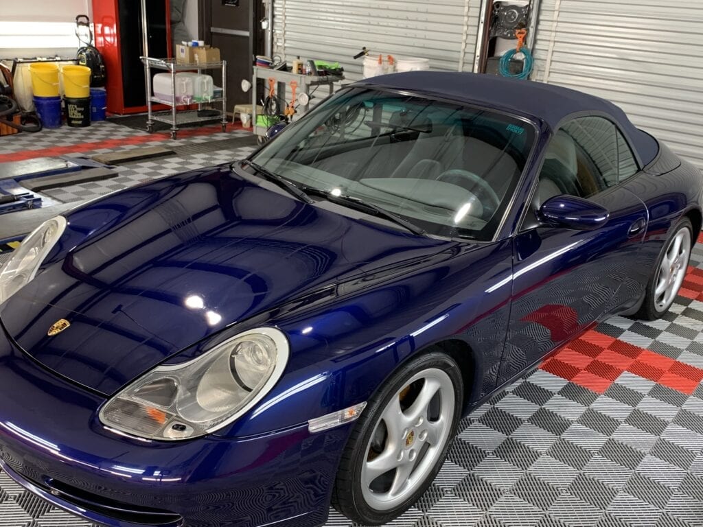 Ceramic Coating of a 2005 Porsche 911 Photo