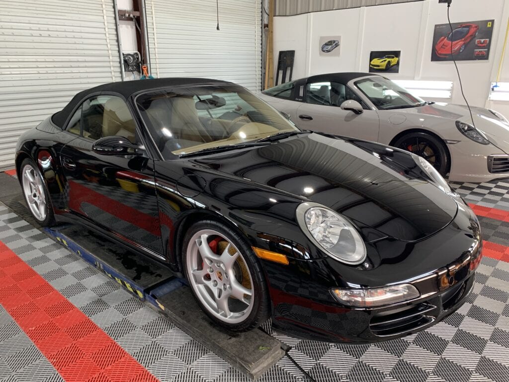 Photo of a Ceramic Coating of a 2012 Porsche 911