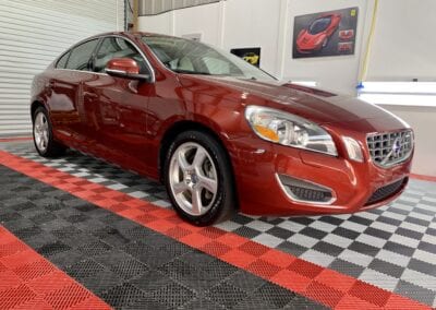 Photo of a Full Detail of a 2018 Volvo S60