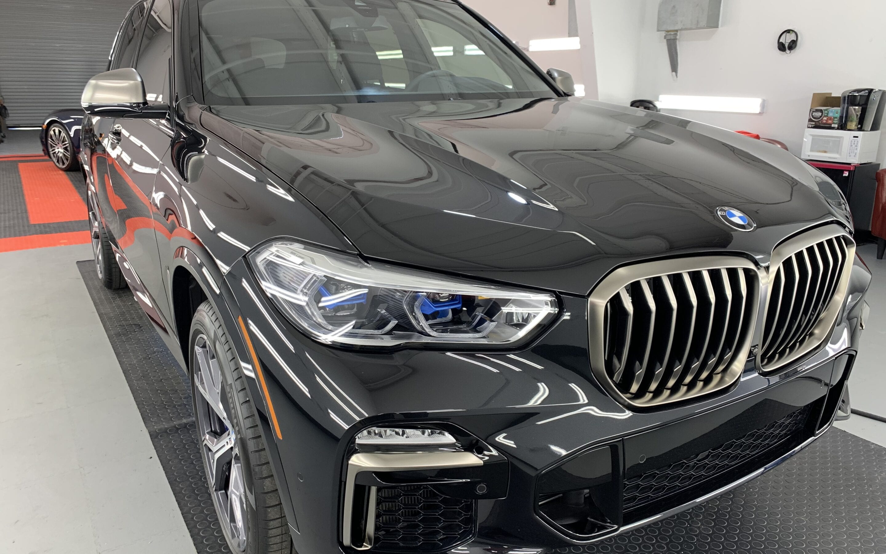 Photo of a New Car Preparation of a 2021 BMW 5-Series M5