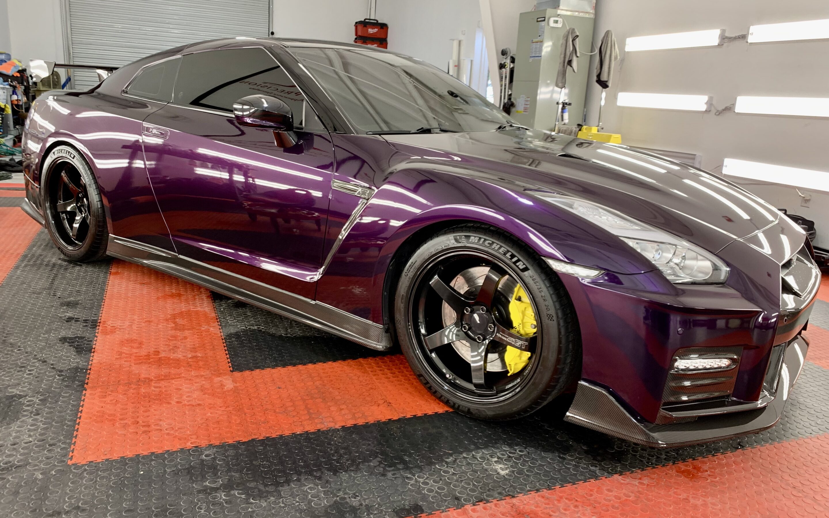 Ceramic Coating of a 2018 Nissan GT-R